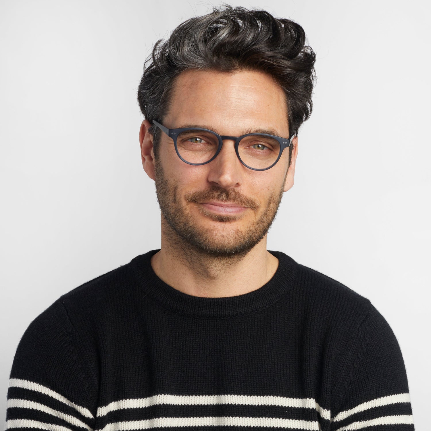 Abbey Readers READING GLASSES LOOK OPTIC   