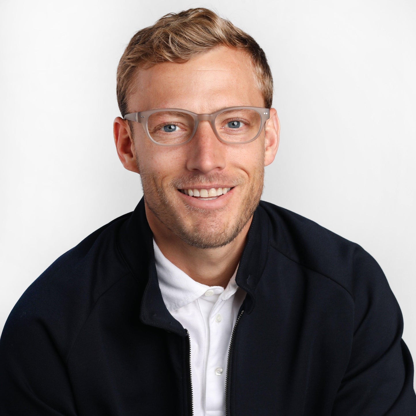 Bond Readers READING GLASSES LOOK OPTIC   
