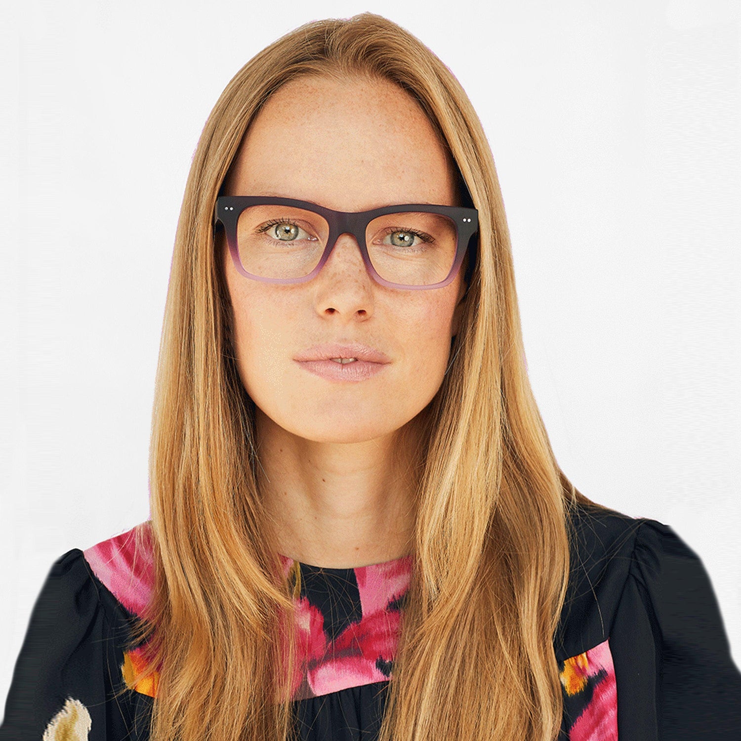 Cosmo Readers READING GLASSES LOOK OPTIC   