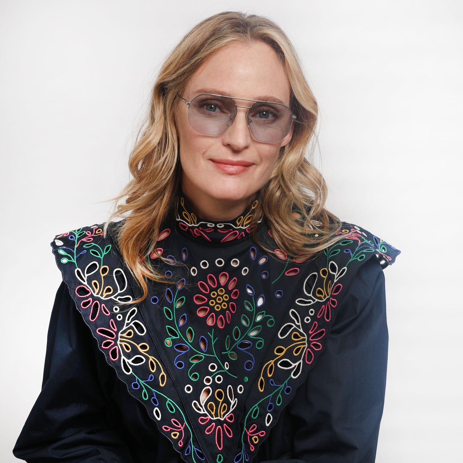 Muse Readers READING GLASSES LOOK OPTIC   